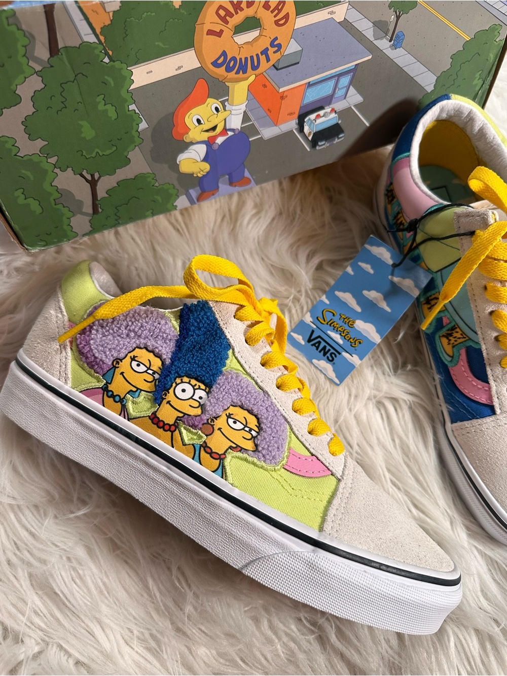 Vans • The Simpsons Bouvier Sisters Old Skool Suede & Canvas Sneaker